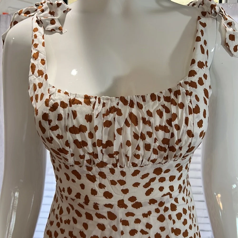 Cheetah print romper - Picture 2 of 4